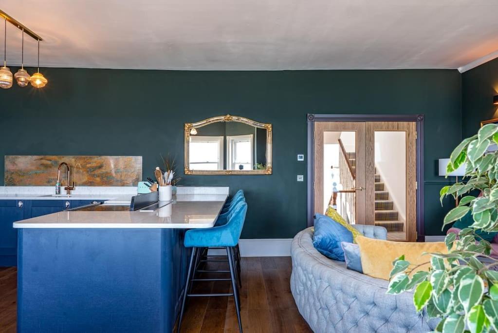 Luxury Duplex Penthouse On The Beach With Panoramic Sea Views Herne Bay Exteriör bild